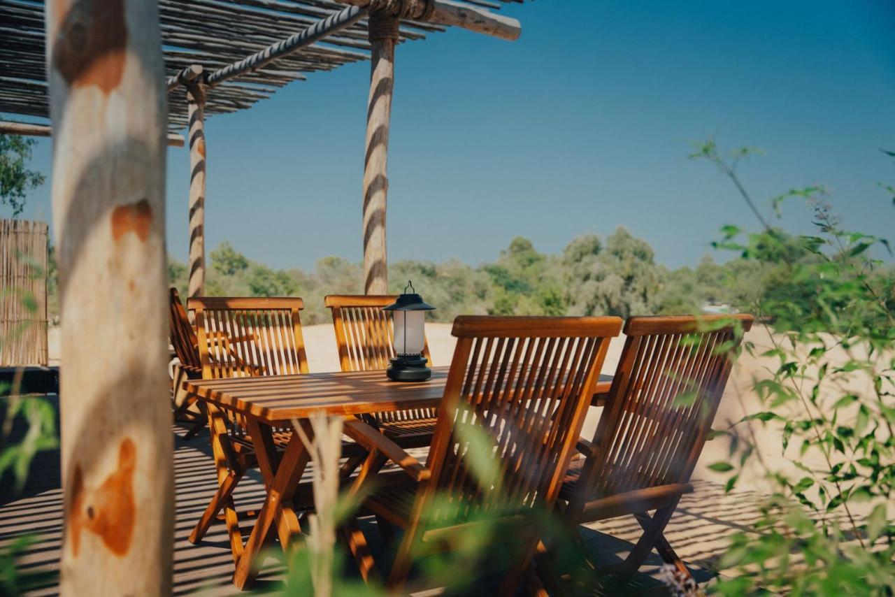 Bab Al Nojoum Al Mugheirah Resort Al Mirfa Bagian luar foto